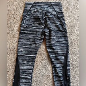 Size 8
24 inch inseam 
GC 
Lululemon